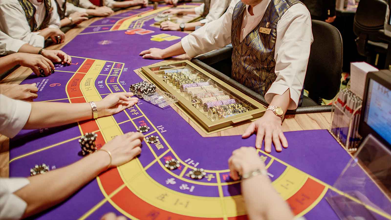 Why the number of land-based casino players may continue to decrease